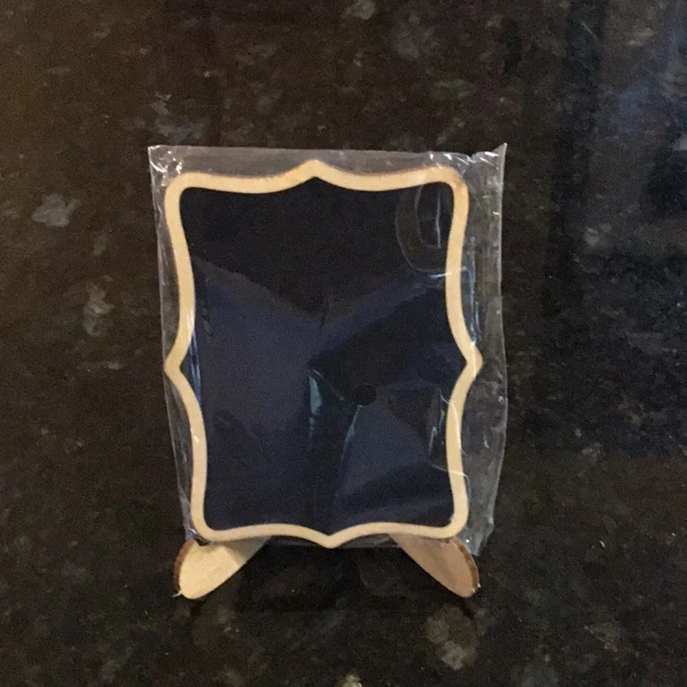 Mini chalkboards with pen